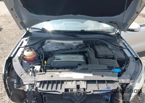 2015 Volkswagen Tiguan S z USA, uszkodzony, nr VIN WVGAV7AX9FW594437